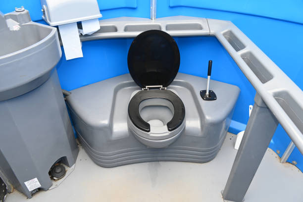 Affordable portable toilet rental in Seis Lagos, TX